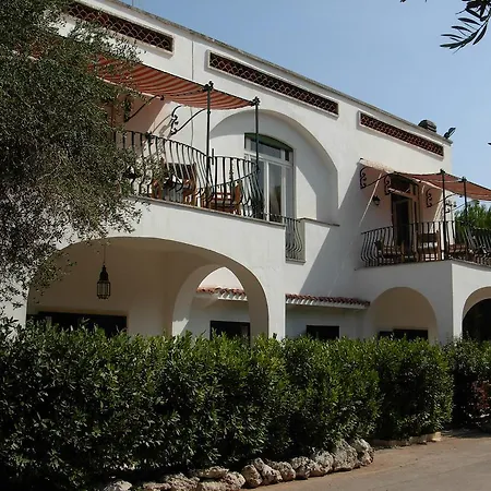 Tenuta Belvedere 4* 奥特朗托